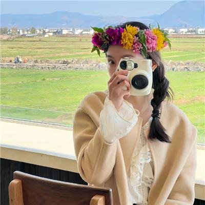阿扎里